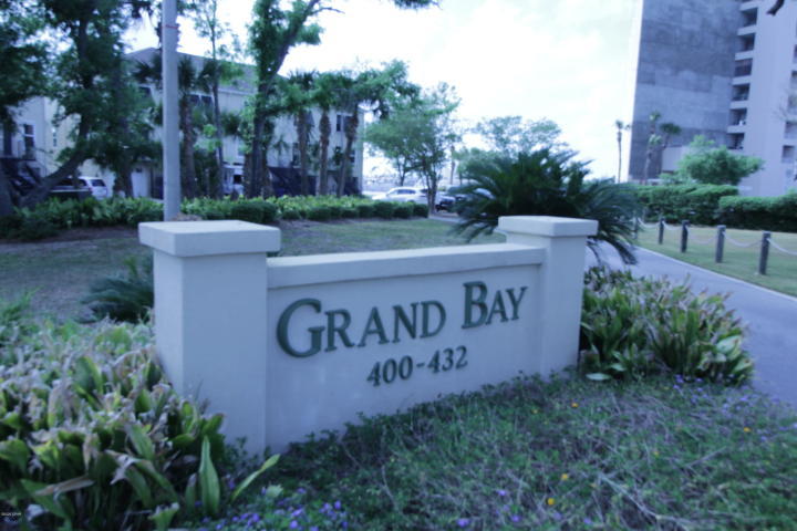 Grand Bay Townhomes - Residential