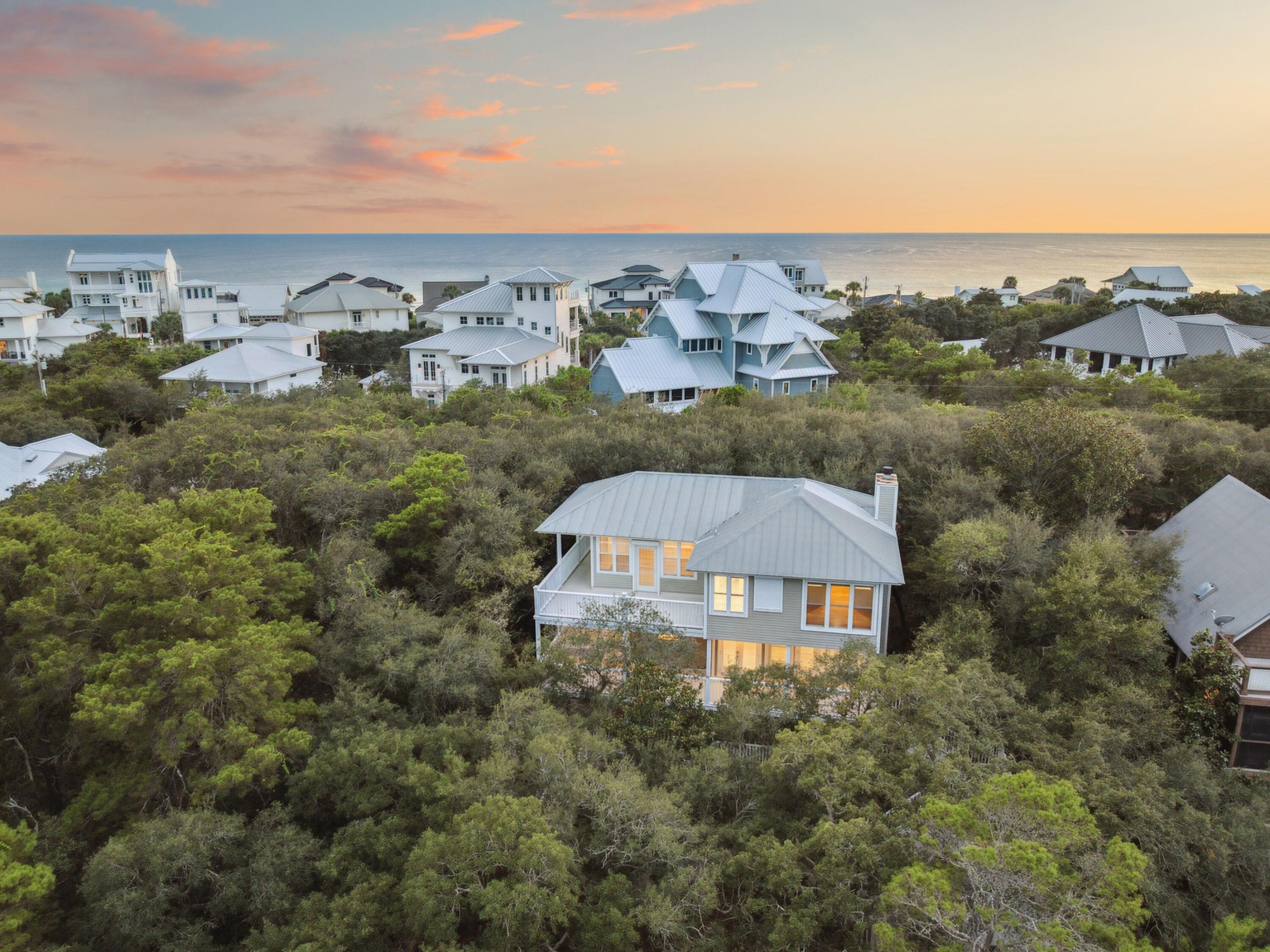 BLUE MOUNTAIN BEACH - Residential