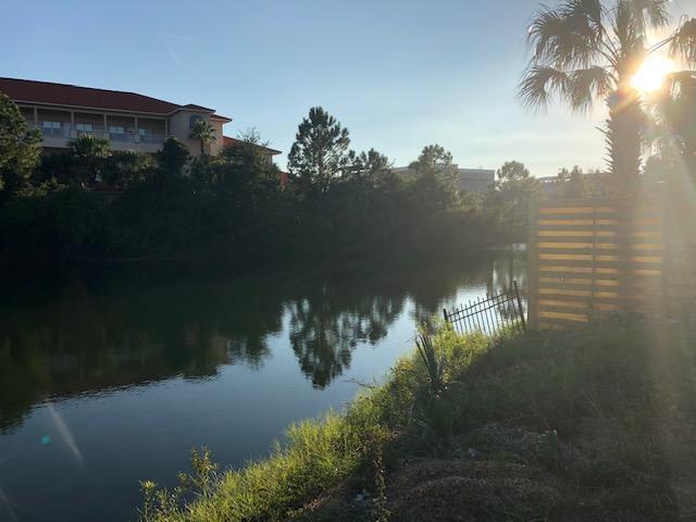 CALUSA BAY S/D - Land