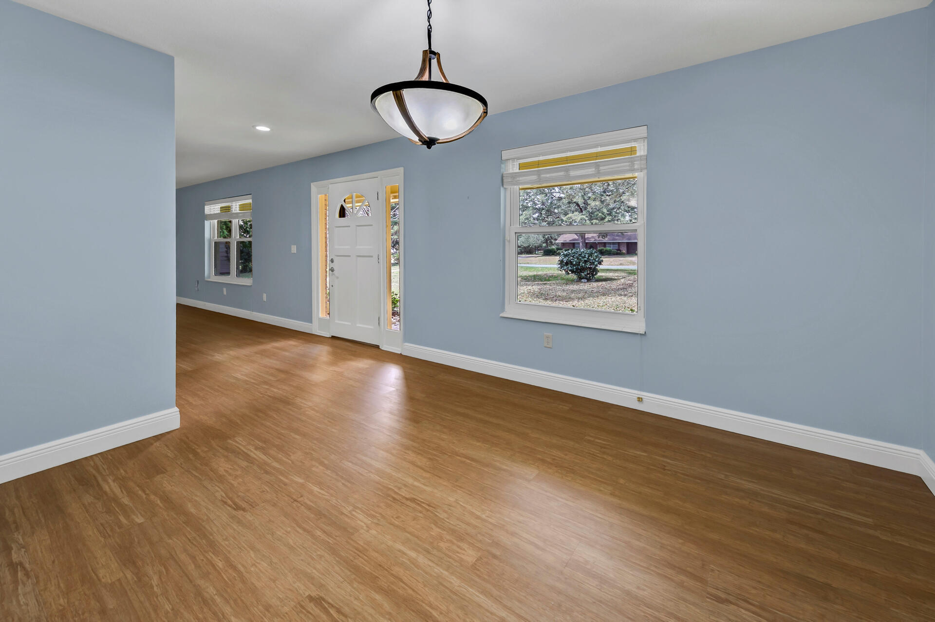 ROCKY BAYOU - Residential