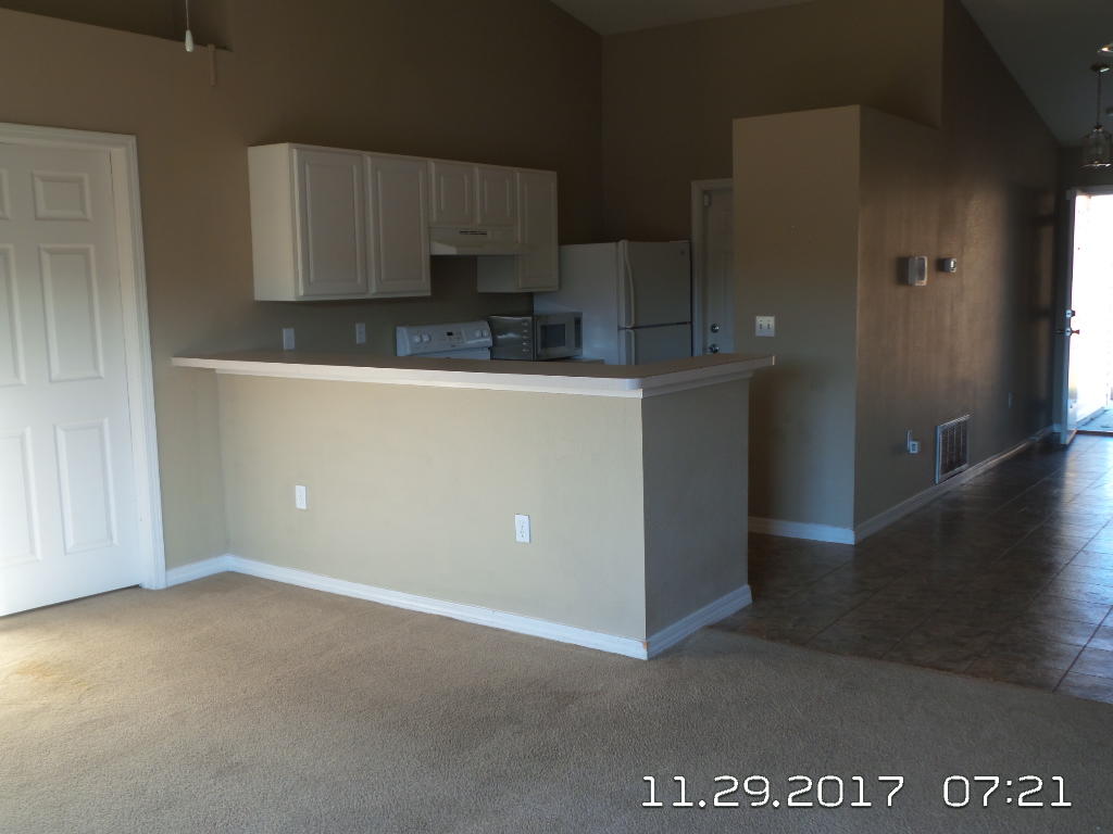 RIDGE CREST PH II - Residential Lease