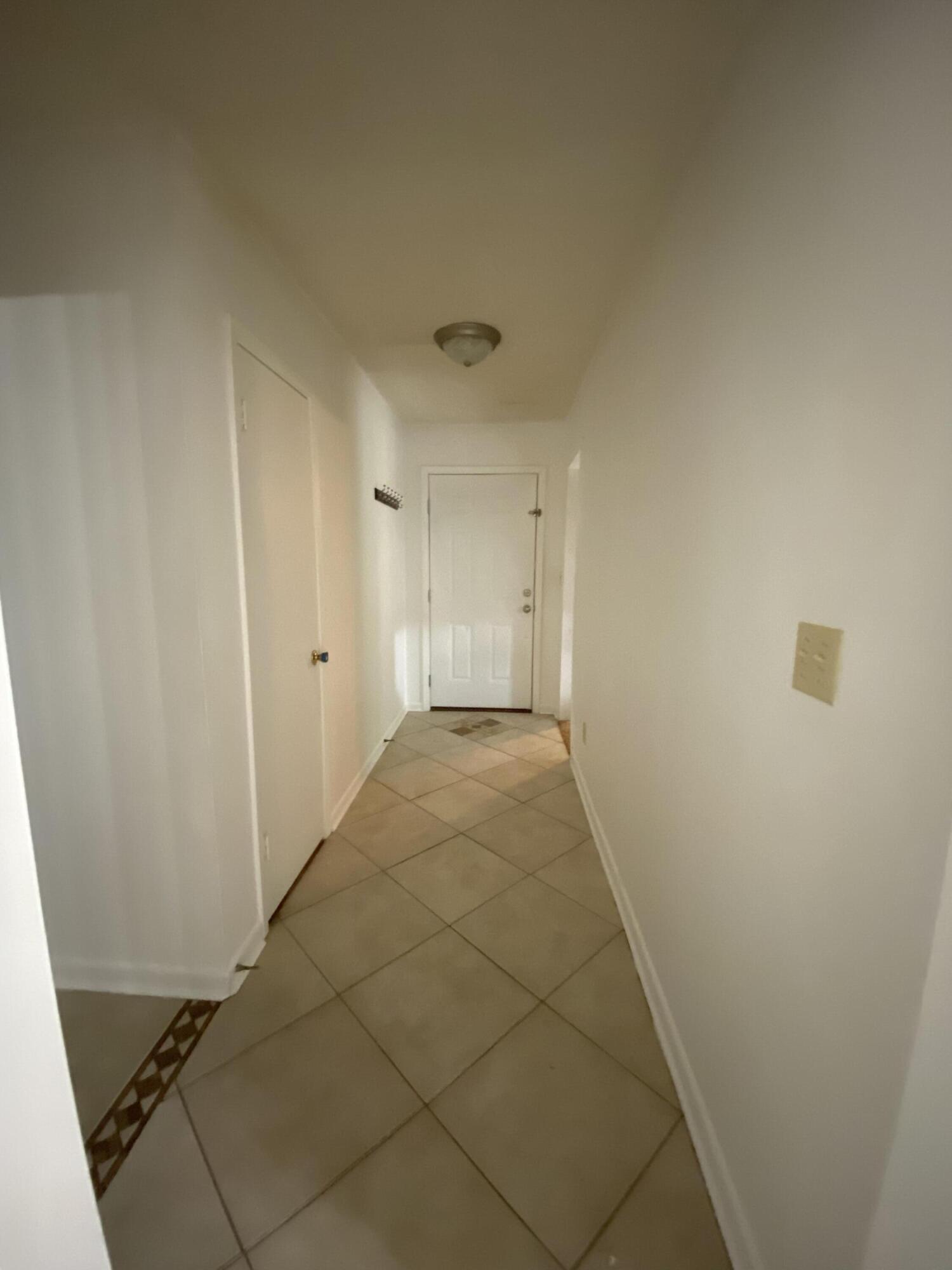 METES & BOUNDS - Residential Lease