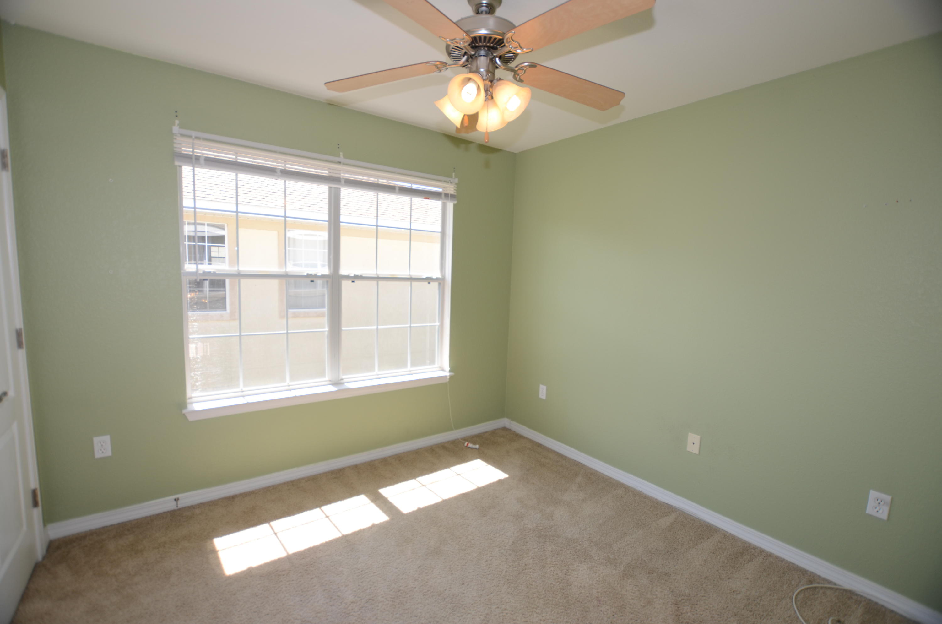 DRIFTWOOD ESTATES - Residential Lease