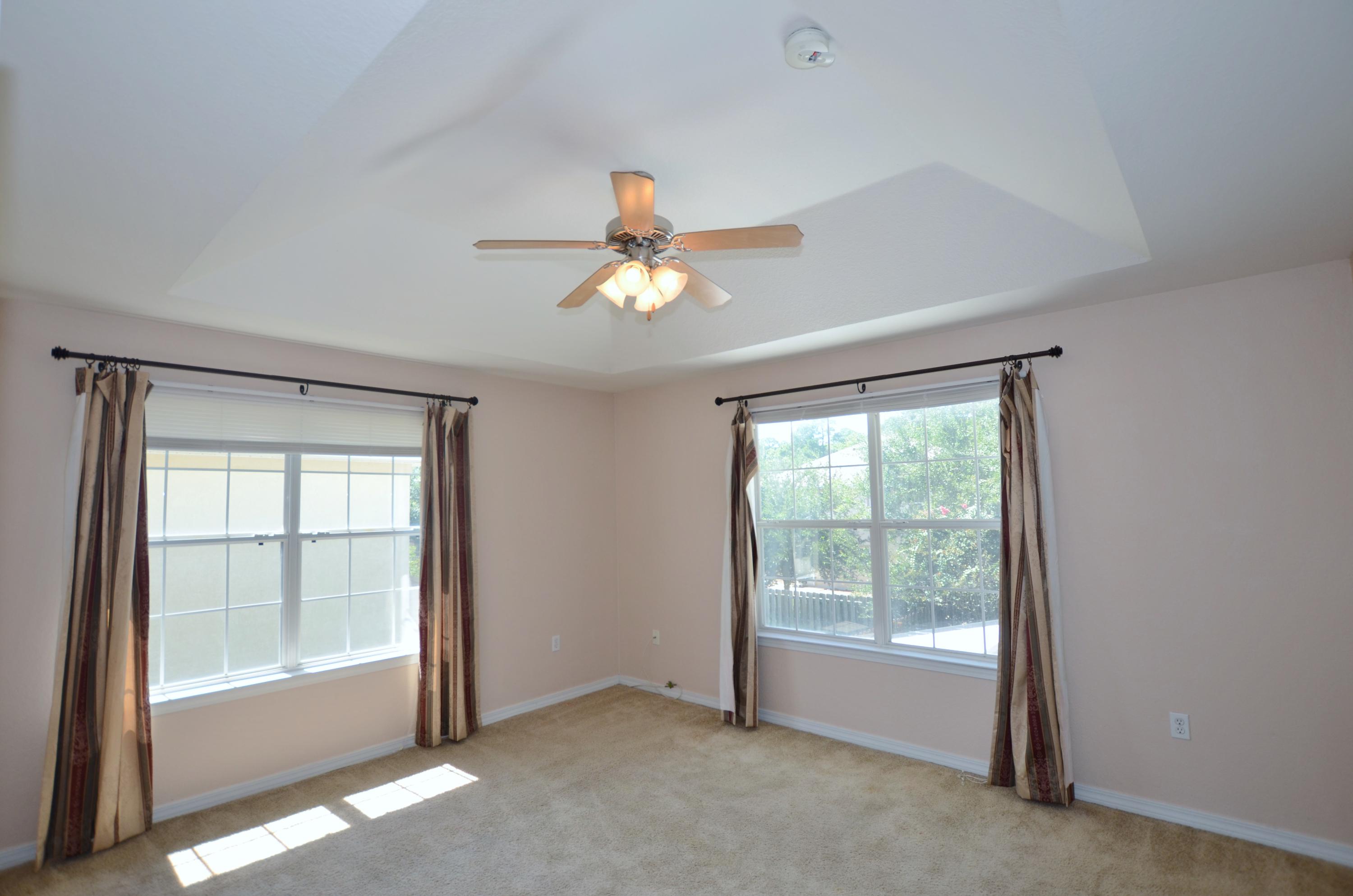 DRIFTWOOD ESTATES - Residential Lease