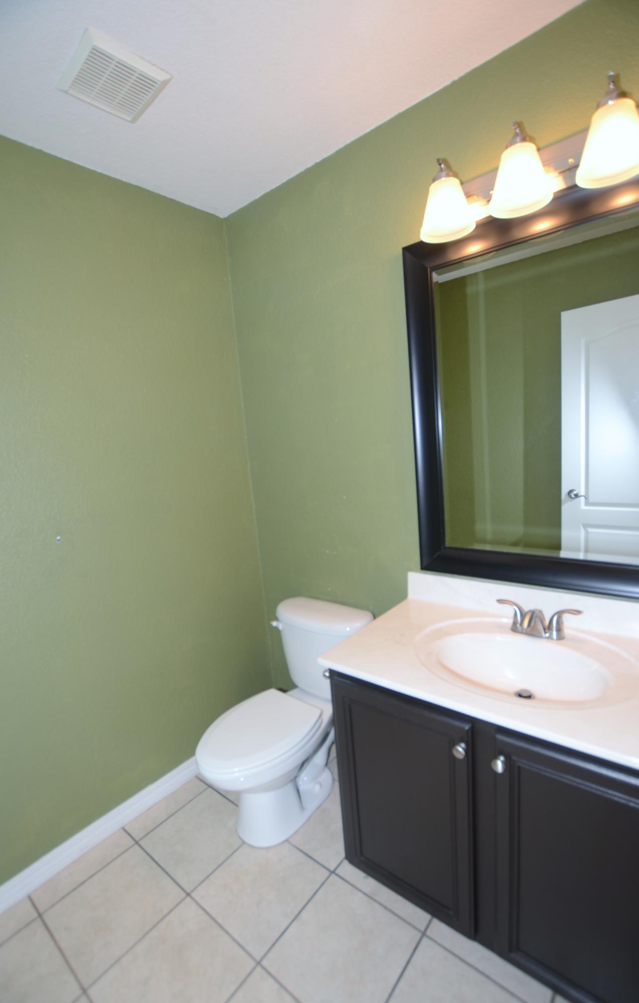 DRIFTWOOD ESTATES - Residential Lease