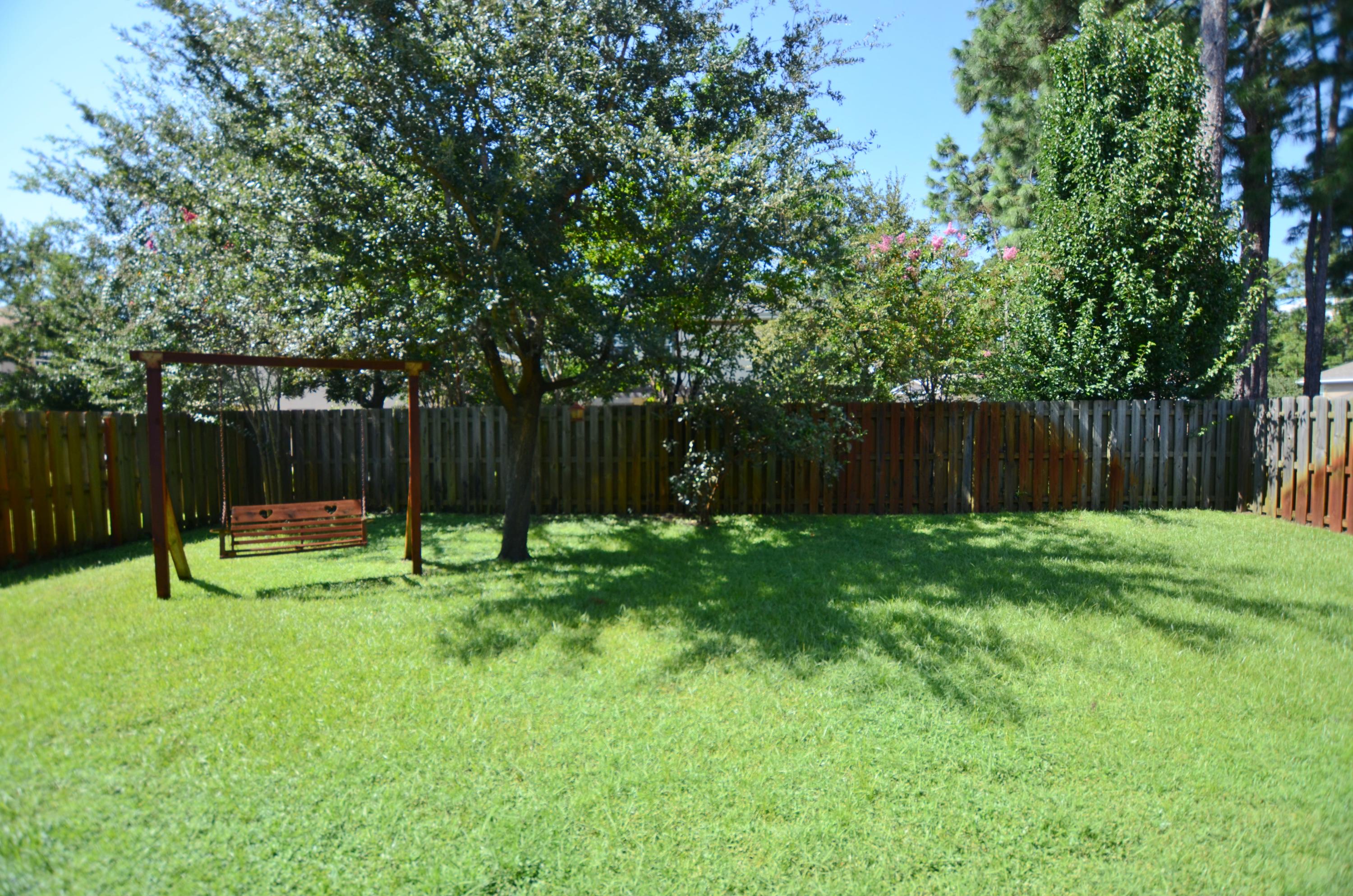 DRIFTWOOD ESTATES - Residential Lease