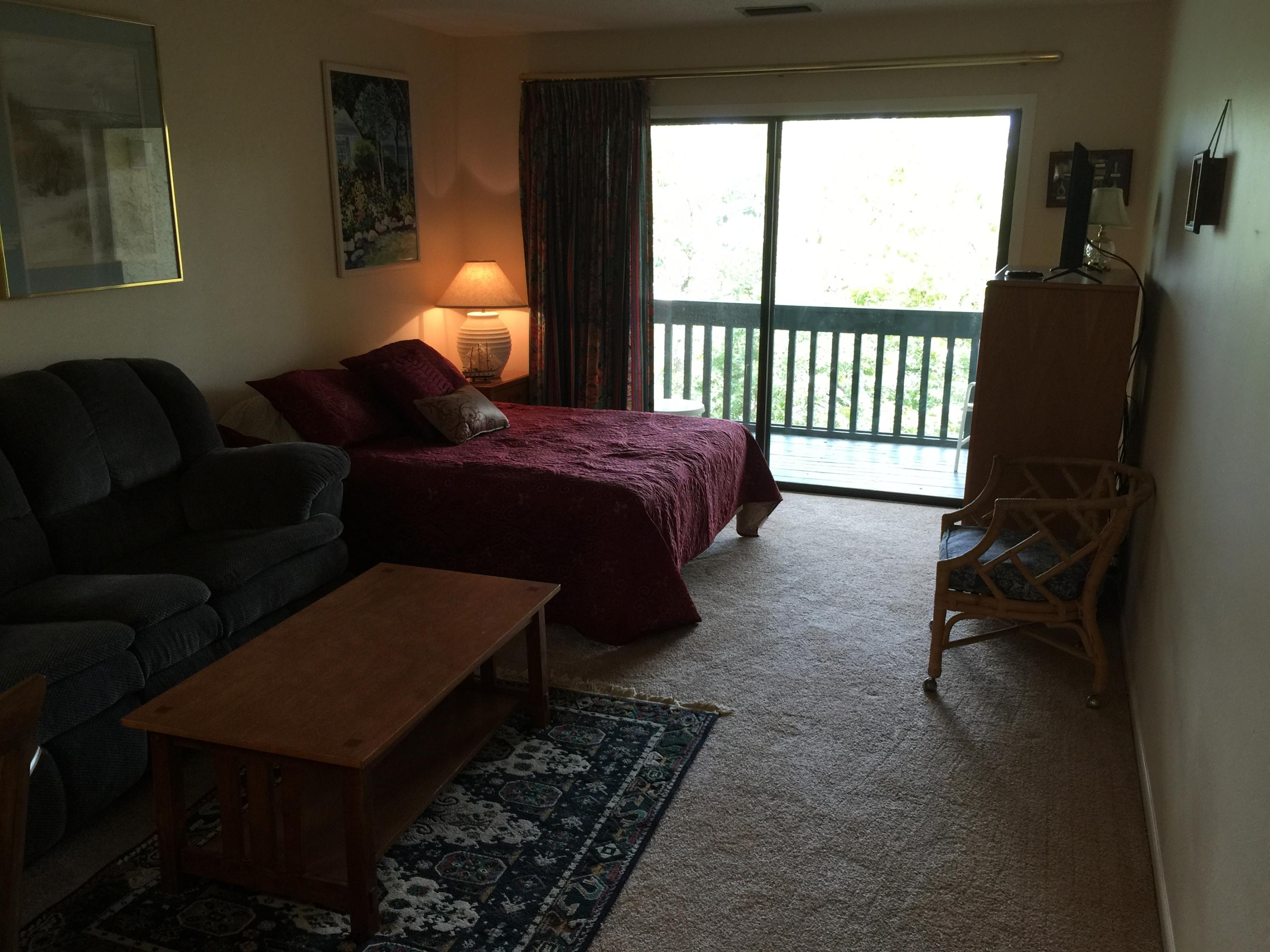 ALL BILLS INCLUDED!!!! Nice studio condo located in beautiful Bluewater Bay Resort. Unit is fully furnished and has brand new carpet. The balcony boasts beautiful views of the water. Cable TV, high speed WIFI, and all other utilities included in the rent! Perfect for college students or TDY military. Only a few minutes away from the EOD training facility. Amenities at Bluewater Bay Resort include swimming pools, tennis courts, golf courses and more (price not included in rent). Pets allowed with approval. No smoking.