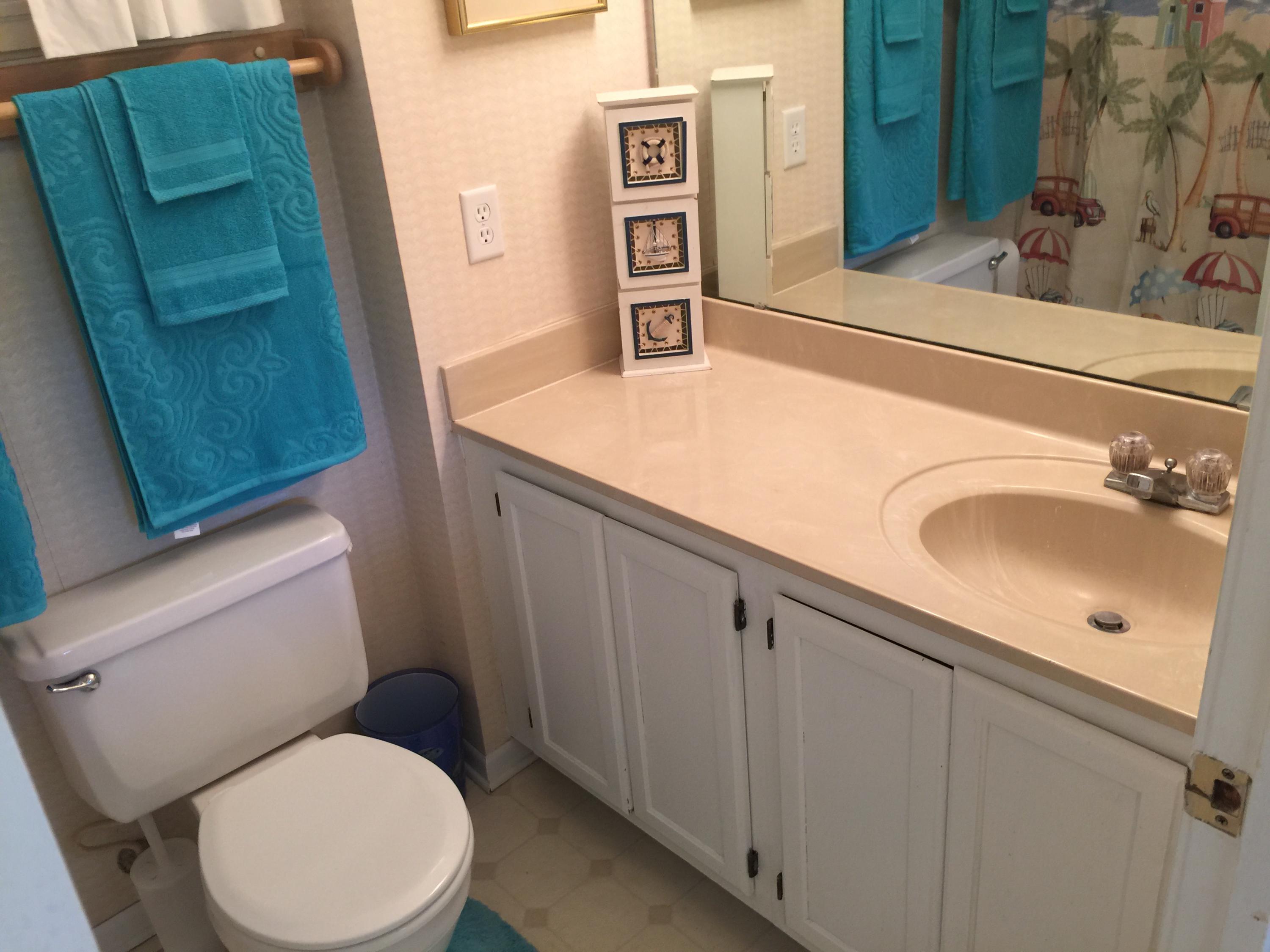 MARINA VILLAS CONDO AT BLUEWATER BAY - Residential Lease