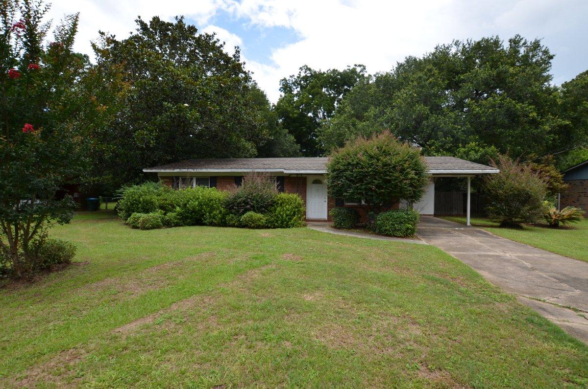 A definite must see, this REO home is one you do not want to miss. In nearly move in ready condition, this all brick home has fenced back yard, attached carport, and detached yard storage. Home has had many updates including tile flooring throughout the entire home, newer cabinets and fixtures, all of which have been updated from the originally installed products. Home has indoor laundry, 3 bedrooms and 1 and 1/2 baths. A must see for both owners and investors. Call today! Seller's asking price at auction is: $86400