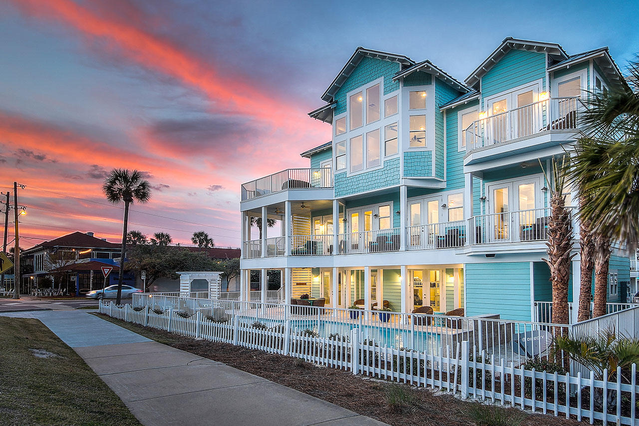 Crystal Shores - Residential