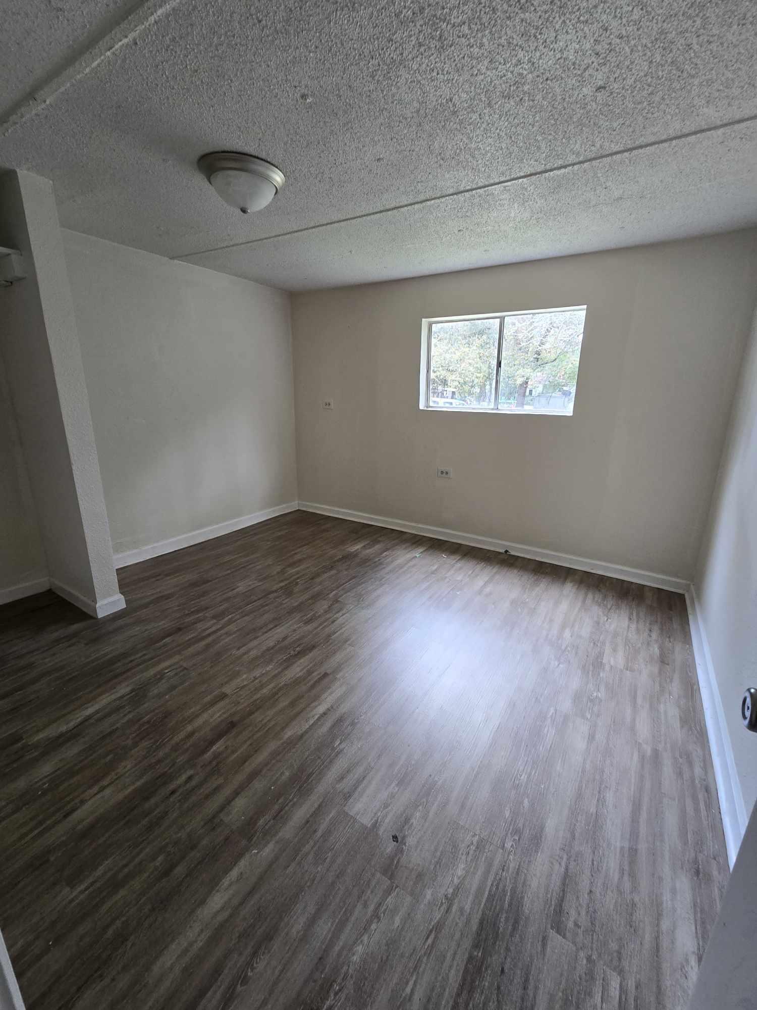 Crestview - Residential Lease