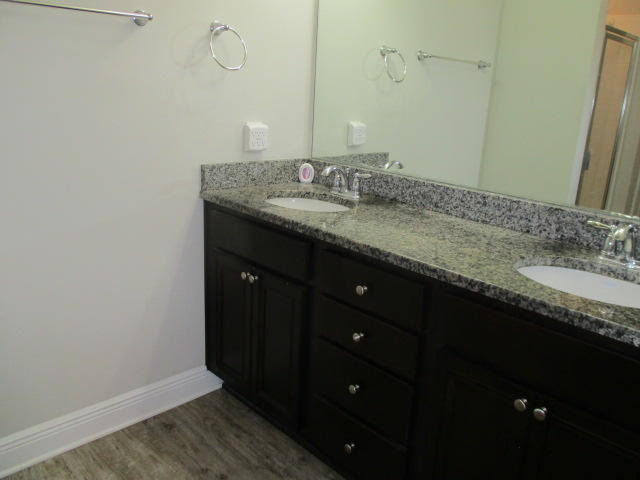 RESERVE POINT - Residential Lease