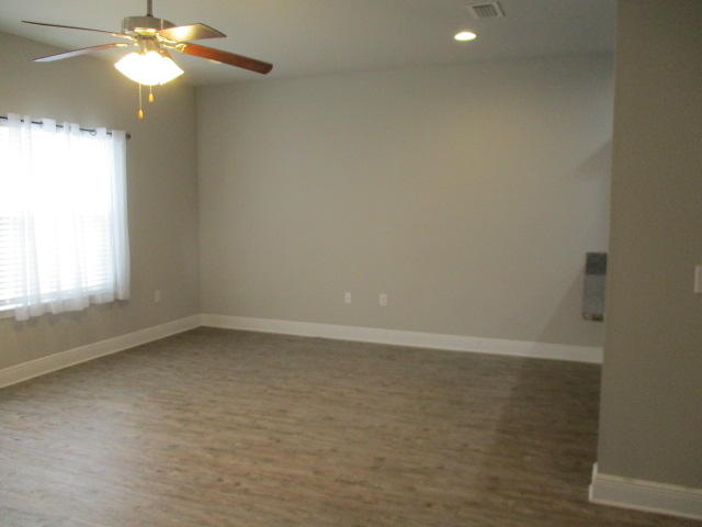 RESERVE POINT - Residential Lease