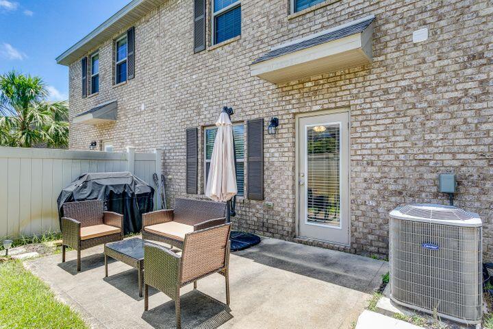 RESERVE POINT - Residential Lease