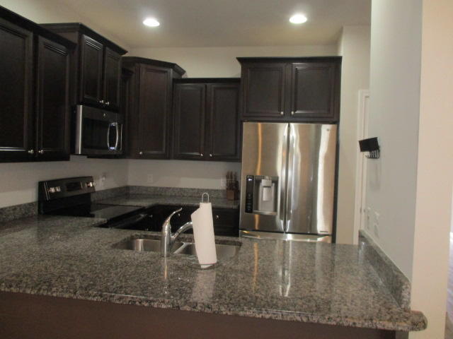 RESERVE POINT - Residential Lease