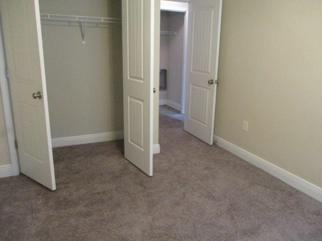 RESERVE POINT - Residential Lease