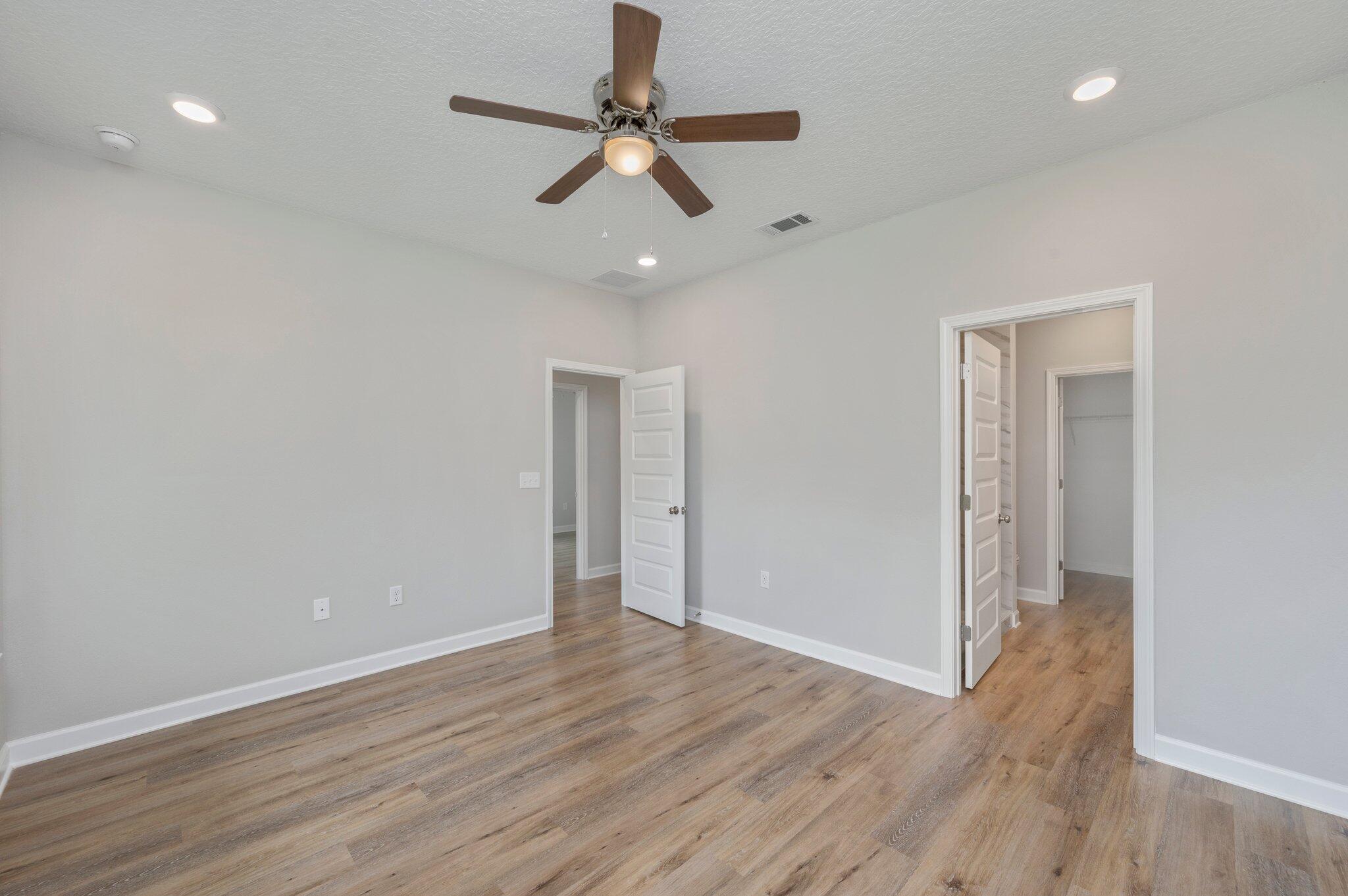 Grande Oaks - Residential