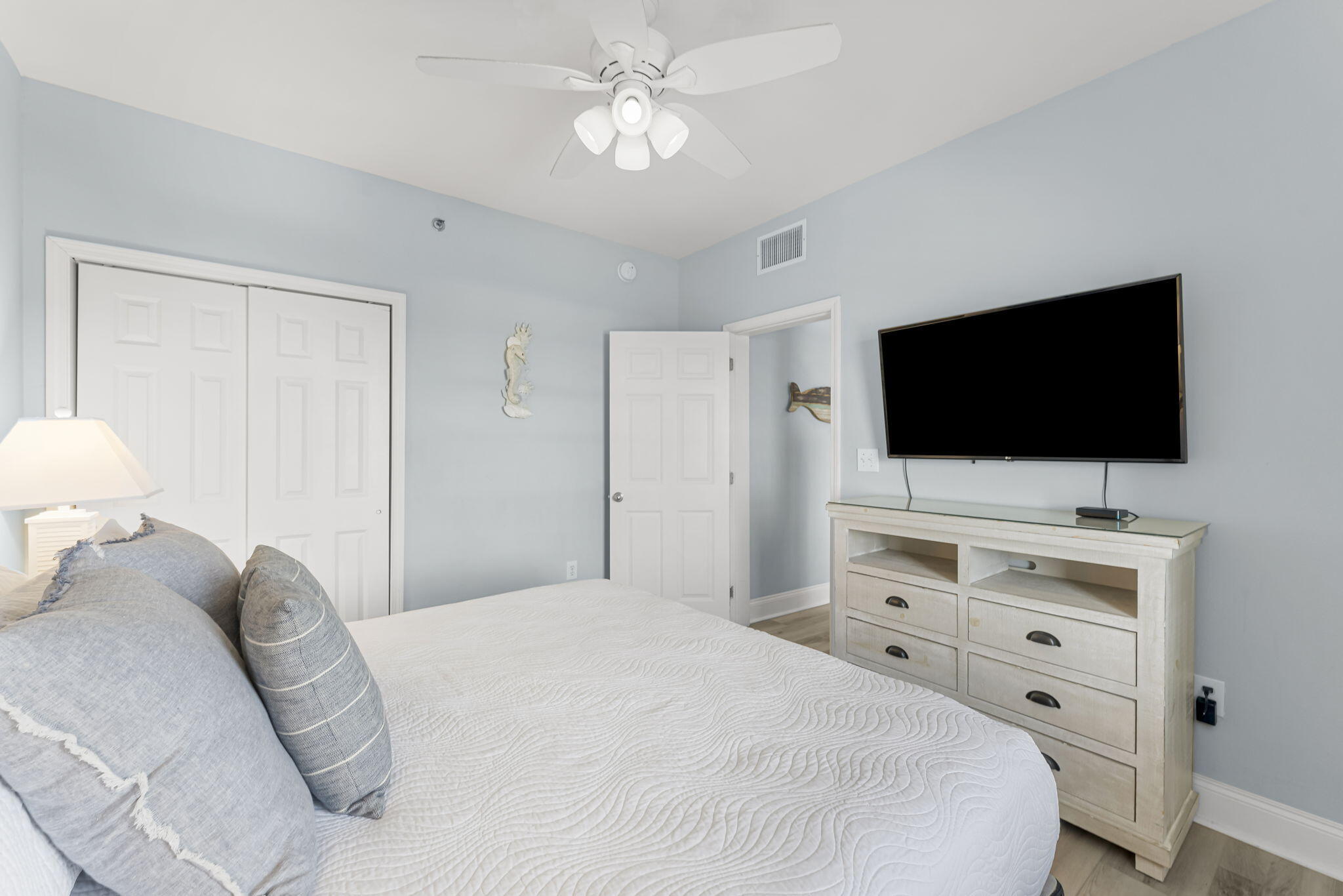 Laketown Wharf - Residential