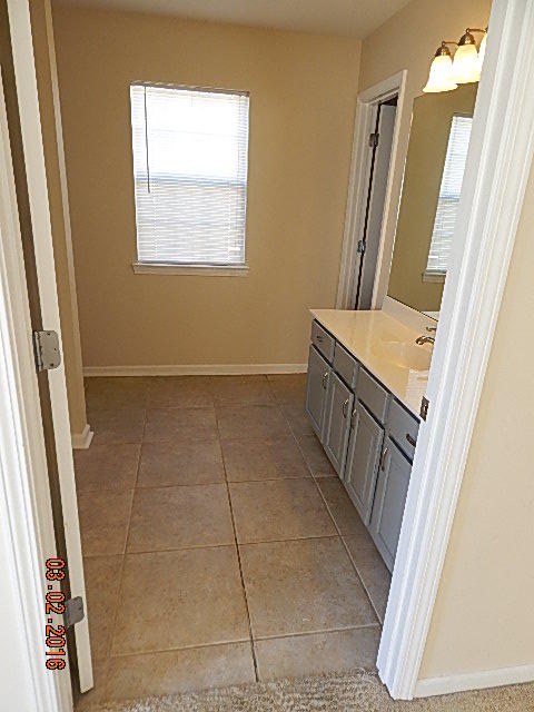 OLDE FLORIDA LAKES - Residential Lease