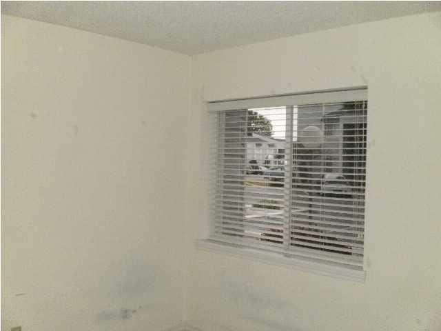 FINISTERRA CONDO - Residential Lease