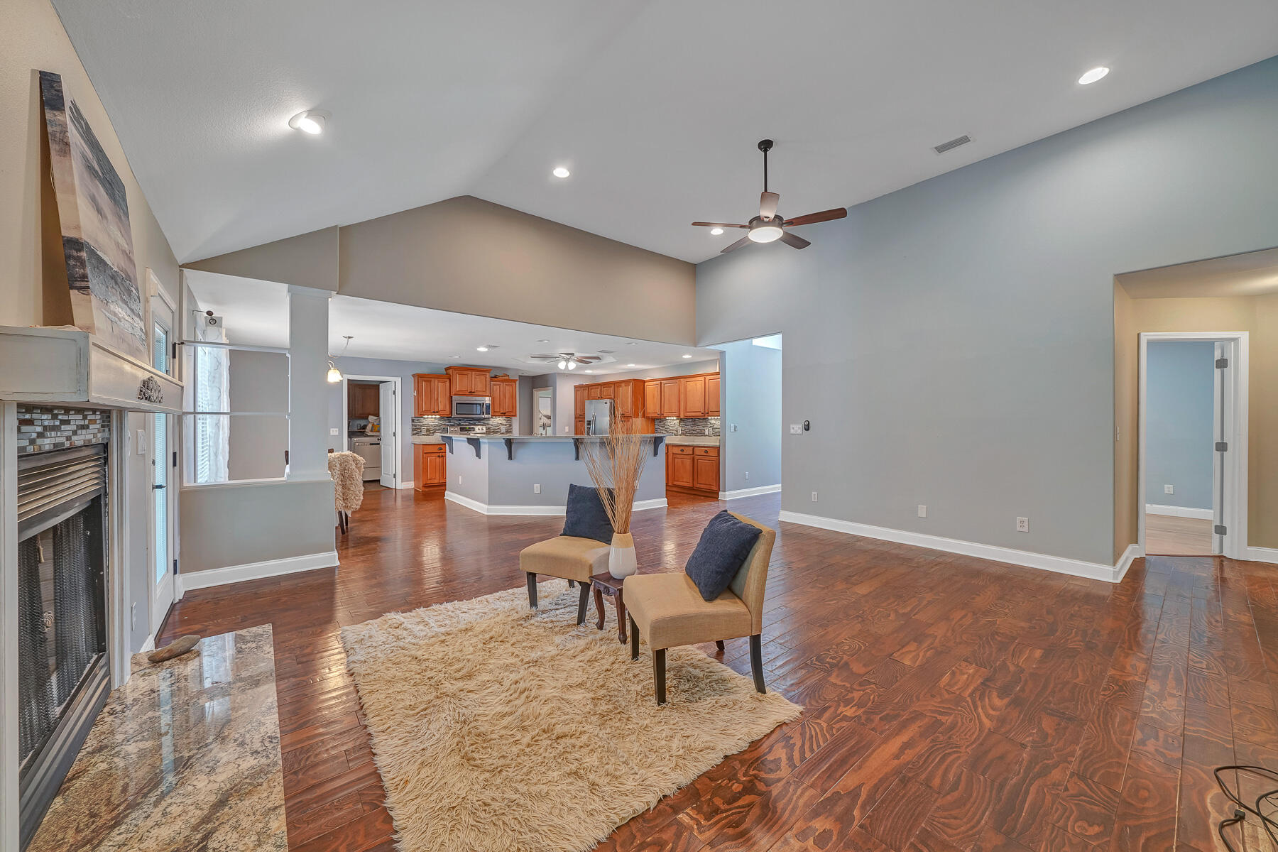 BAKER HEIGHTS - Residential