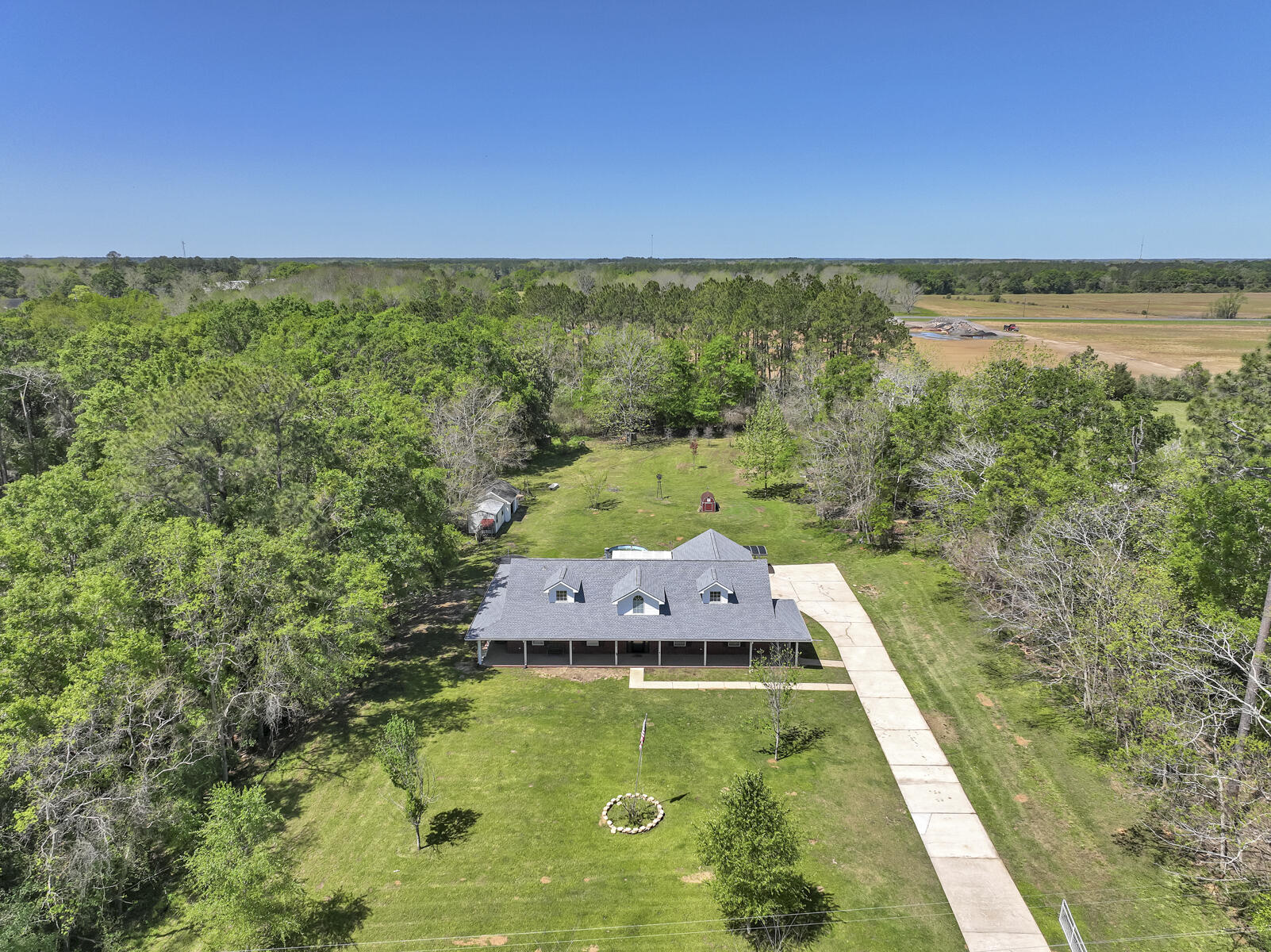 BAKER HEIGHTS - Residential