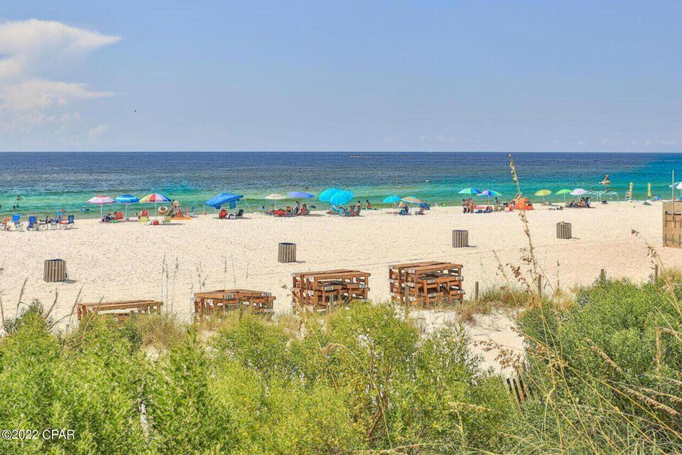MAJESTIC BEACH TOWERS I - Residential