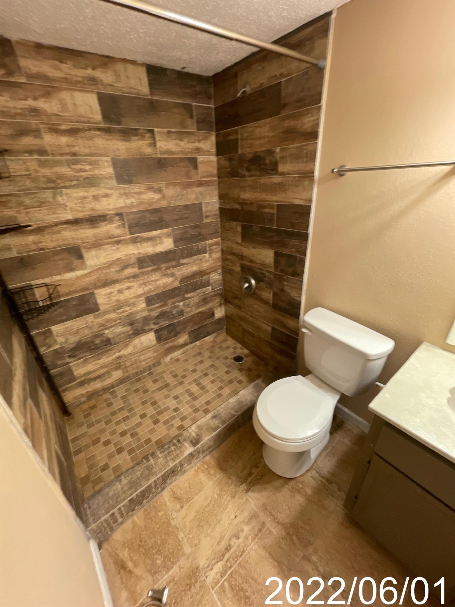 COLLEGE PARK CONDO - Residential Lease