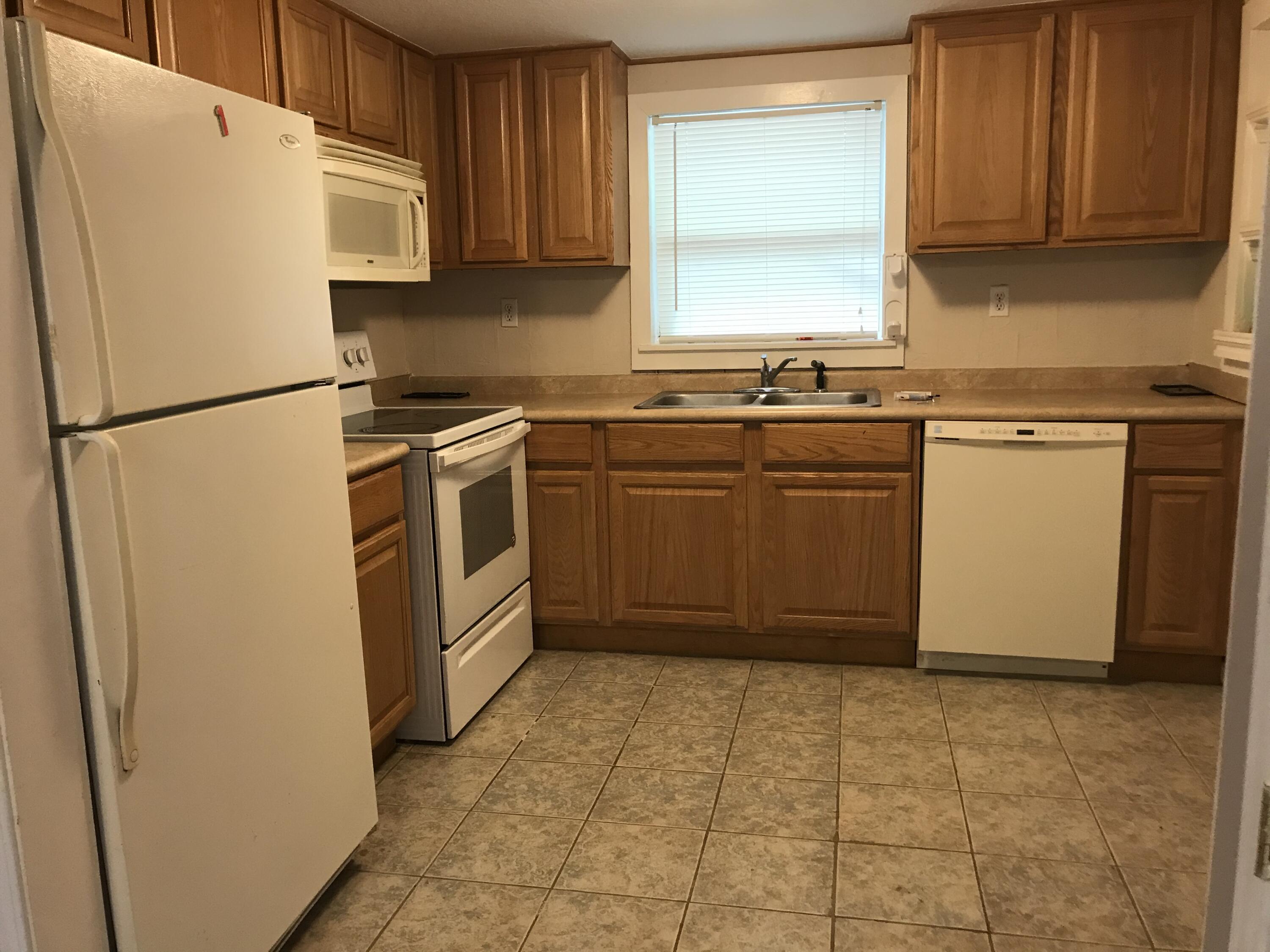 METES & BOUNDS - Residential Lease