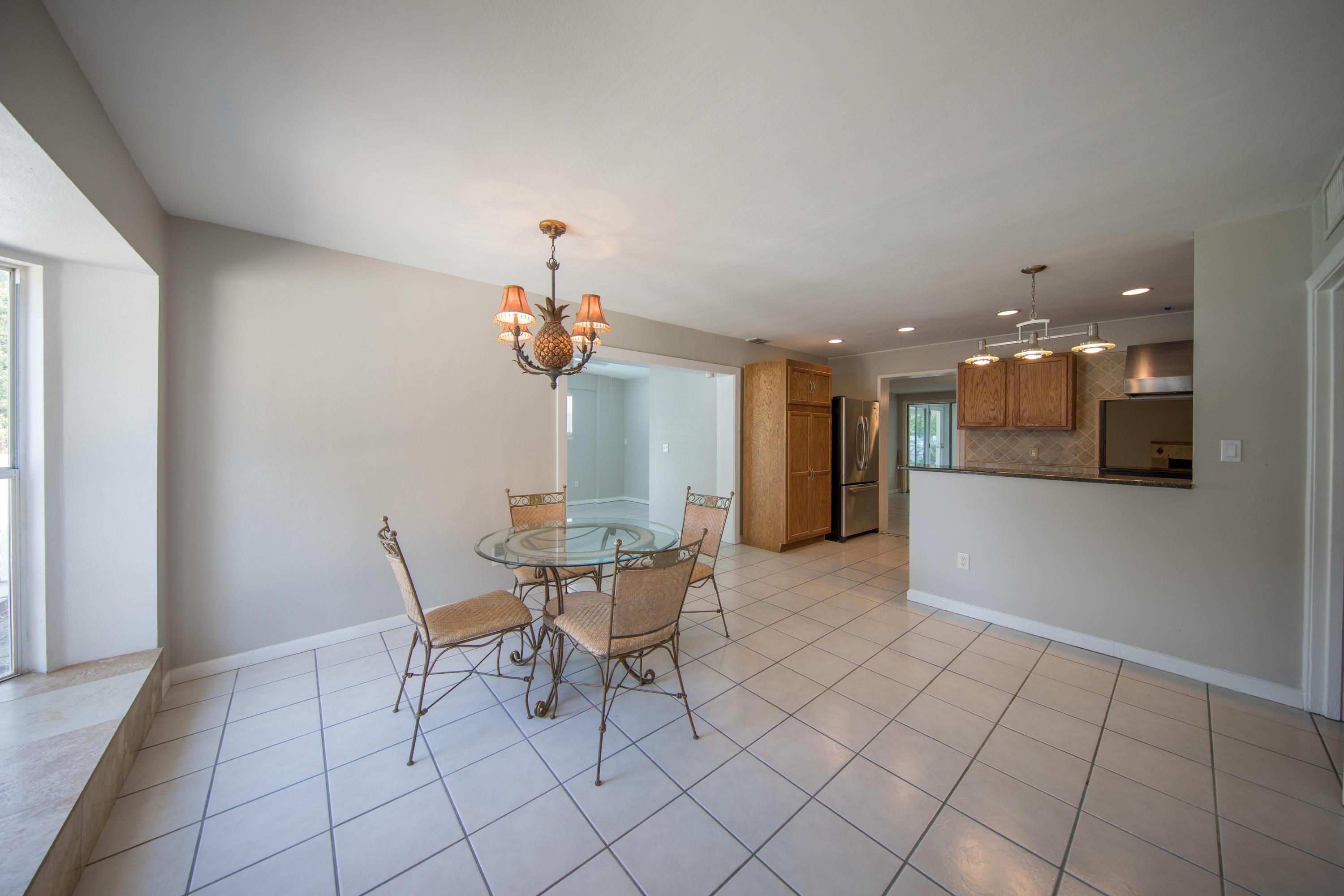 ELLIOTTS POINT 7TH ADDN - Residential