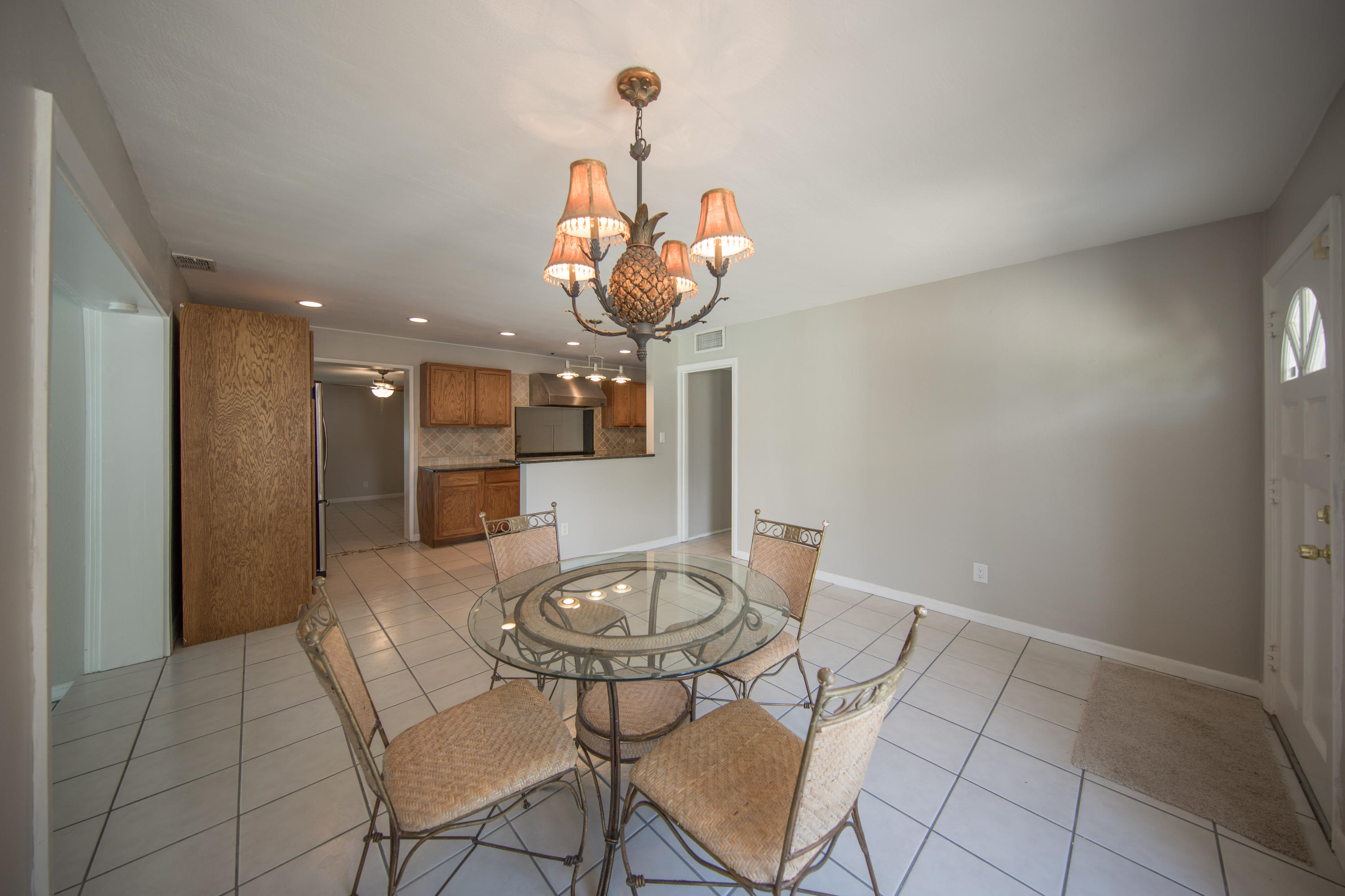 ELLIOTTS POINT 7TH ADDN - Residential