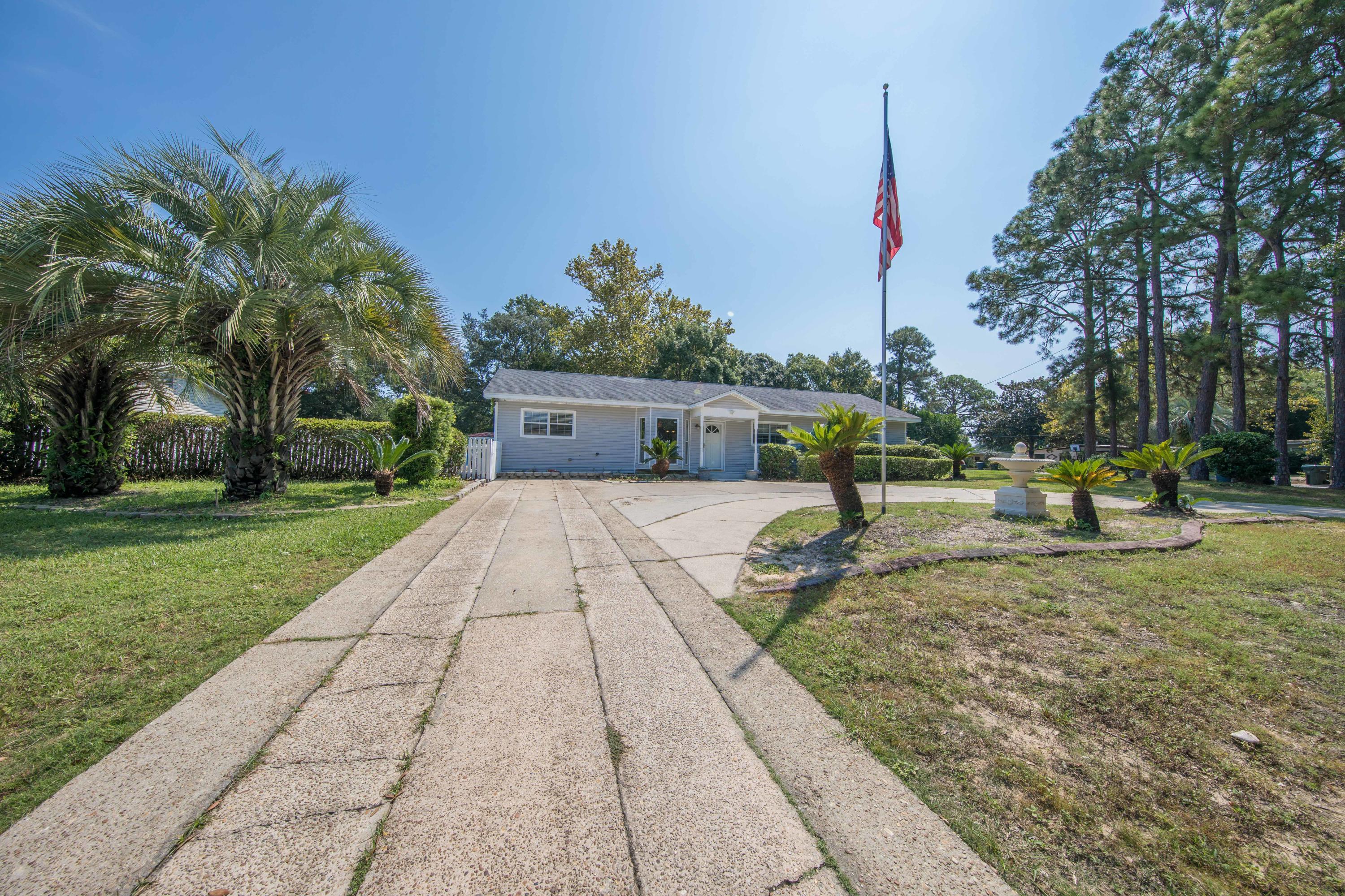 ELLIOTTS POINT 7TH ADDN - Residential