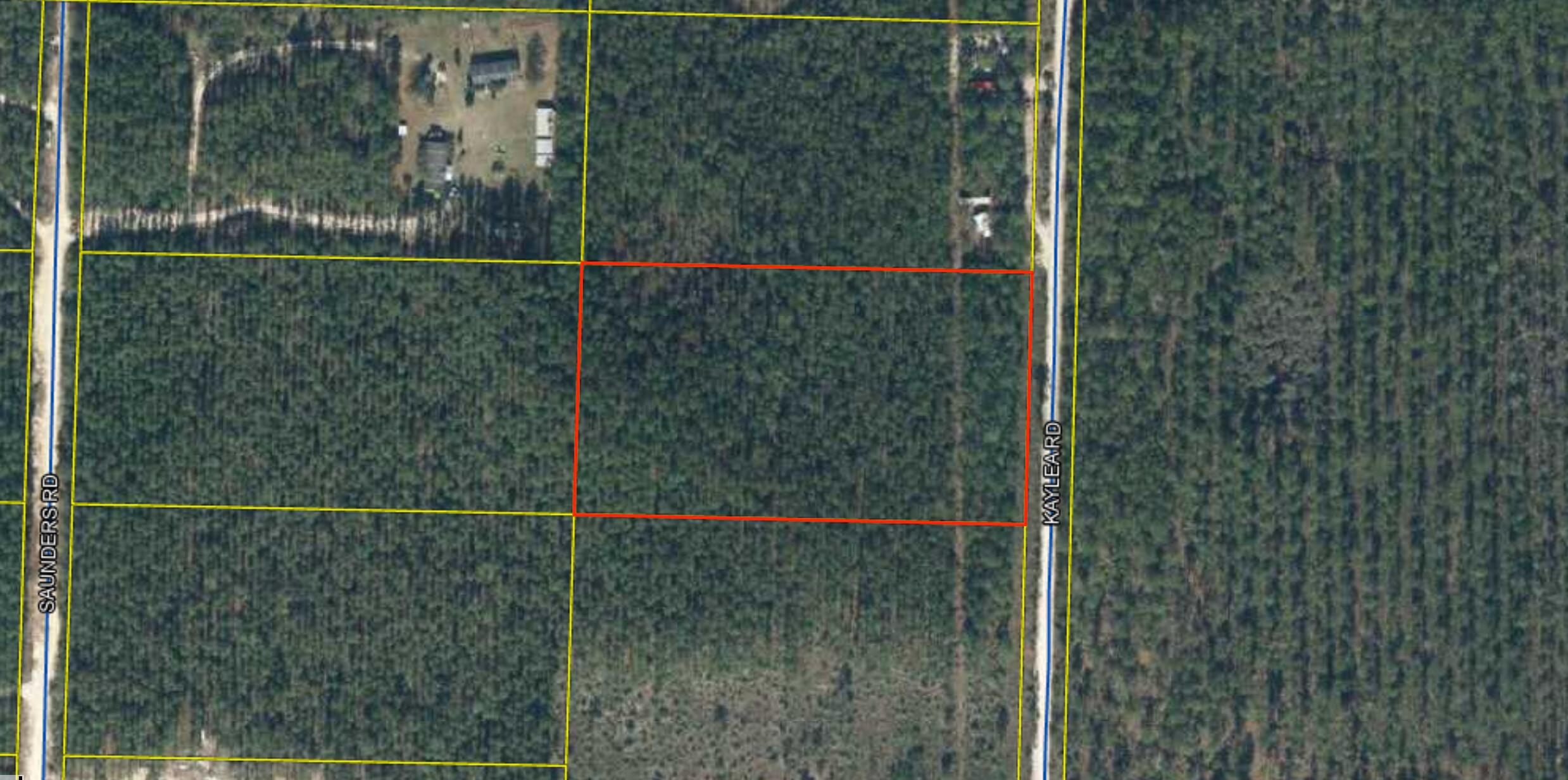 5.07 acres of wooded land east of Freeport. This property is ready for your new build or mobile home. It is Zone X so no need to worry about staying dry. 363 Kaylea Rd is 2 parcels north of this one.