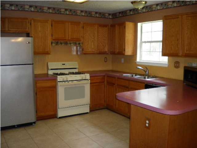 SHOAL RIDGE - Residential Lease