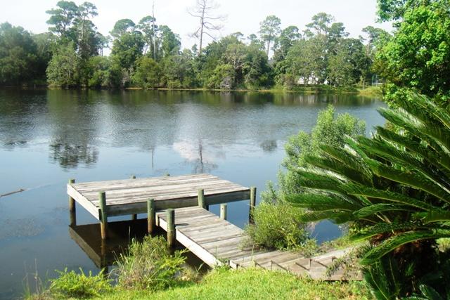PARISH PINES - Residential Lease