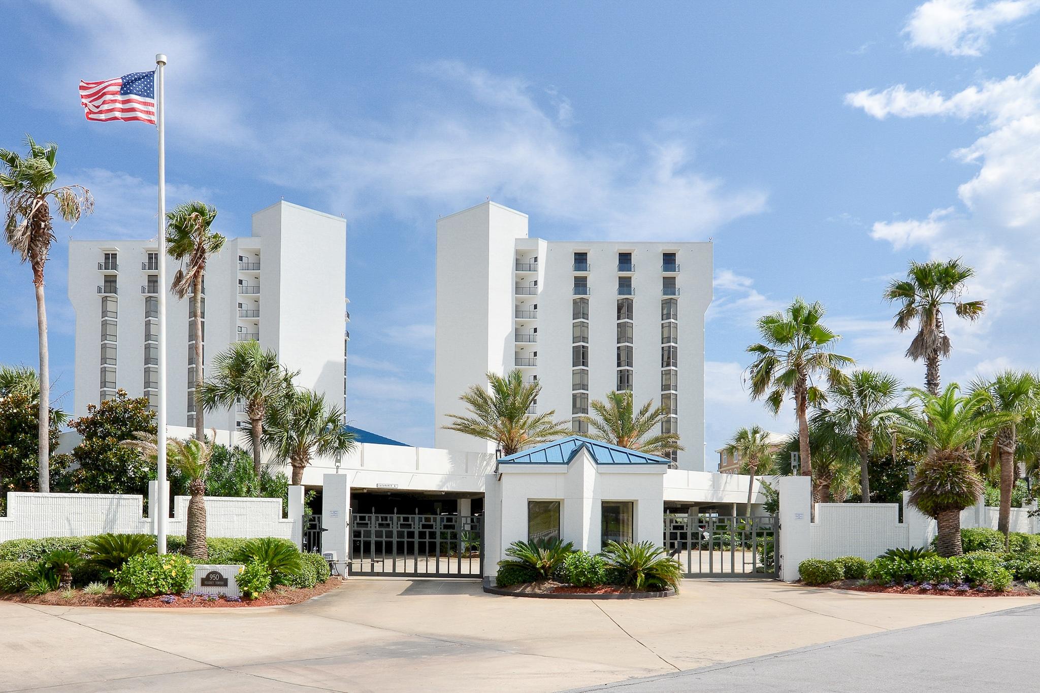 REGENCY TOWERS - Residential