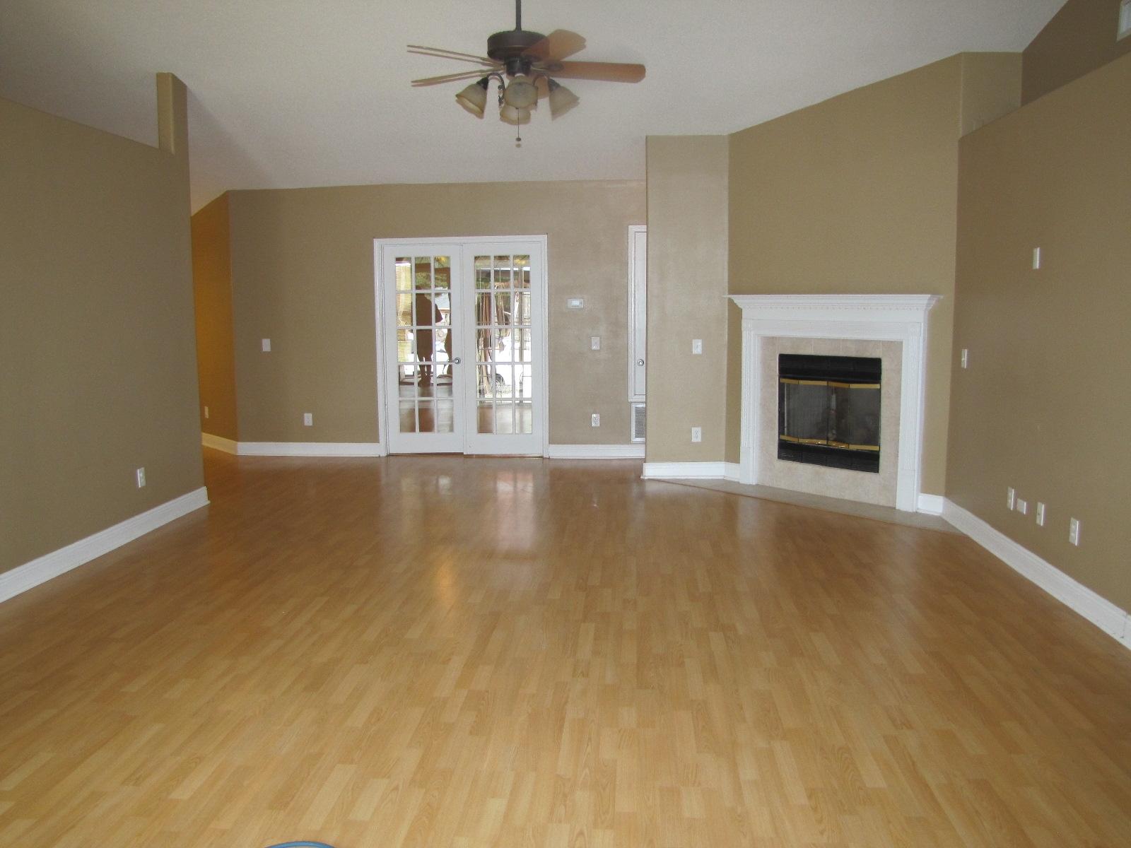 FOX VALLEY - Residential Lease