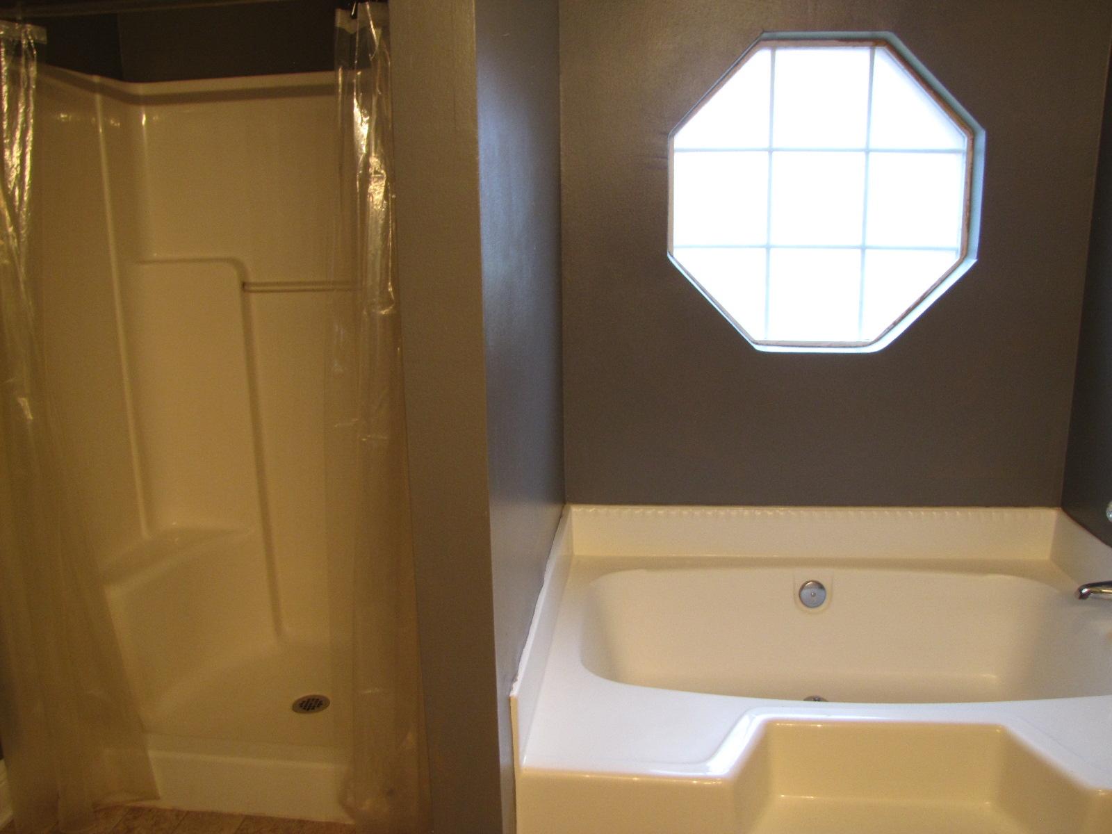 FOX VALLEY - Residential Lease