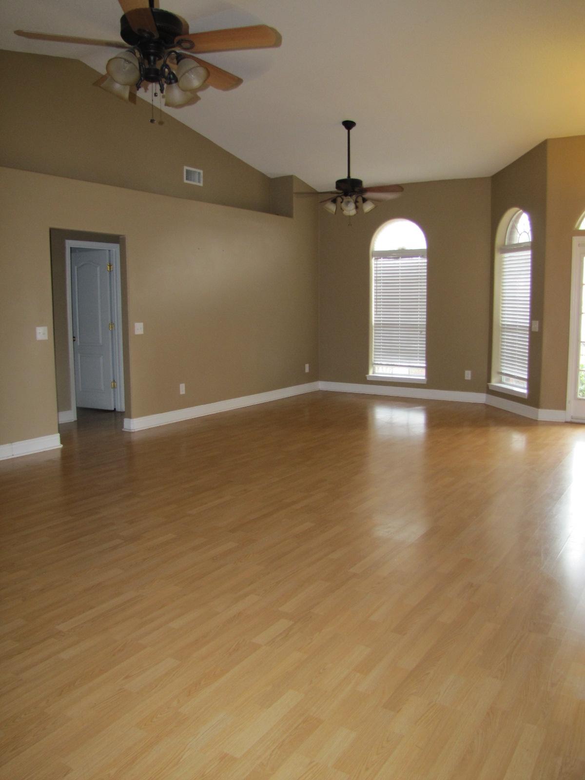 FOX VALLEY - Residential Lease
