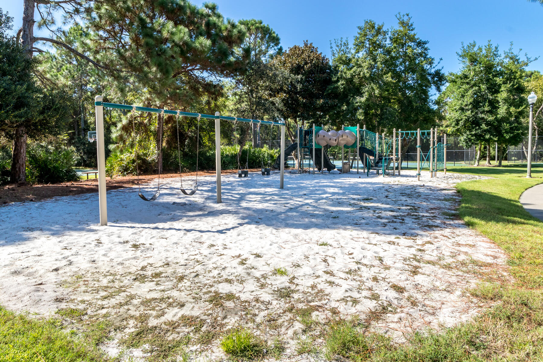 ONE WATER PLACE - Residential
