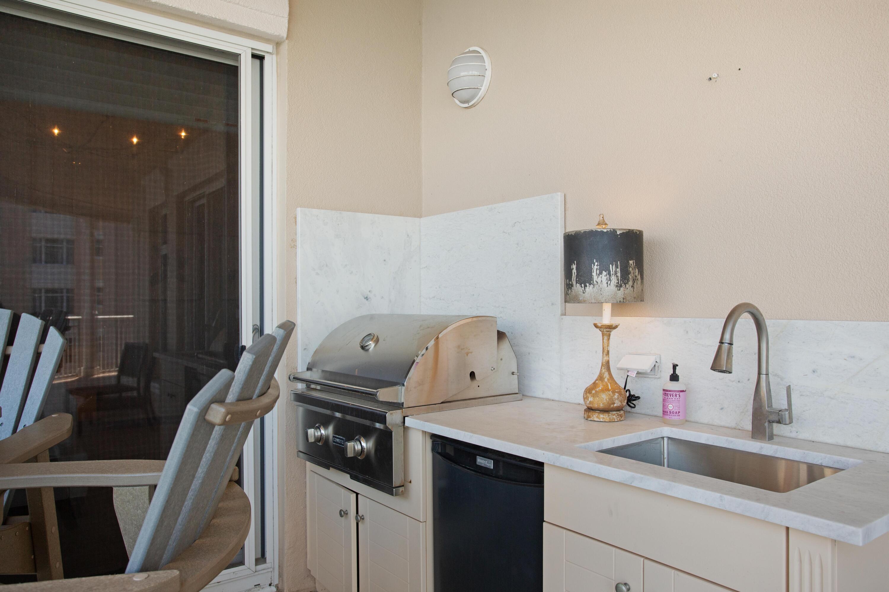 ONE WATER PLACE - Residential