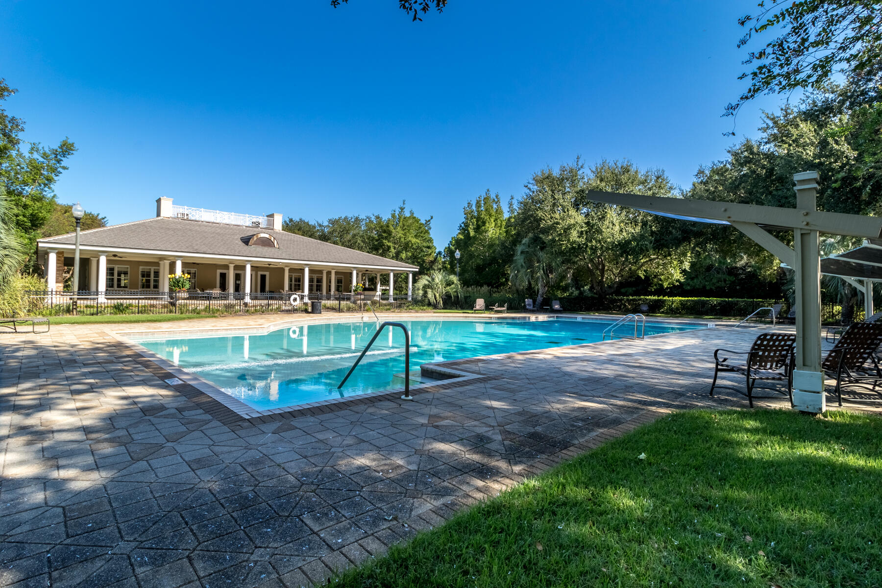 ONE WATER PLACE - Residential