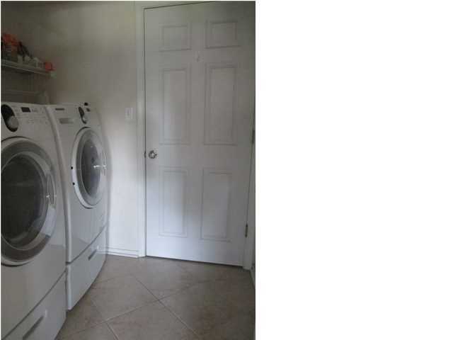 HUNTERS RUN S/D - Residential Lease