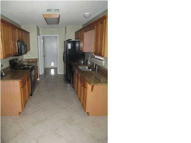 HUNTERS RUN S/D - Residential Lease