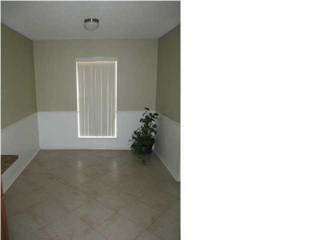 HUNTERS RUN S/D - Residential Lease