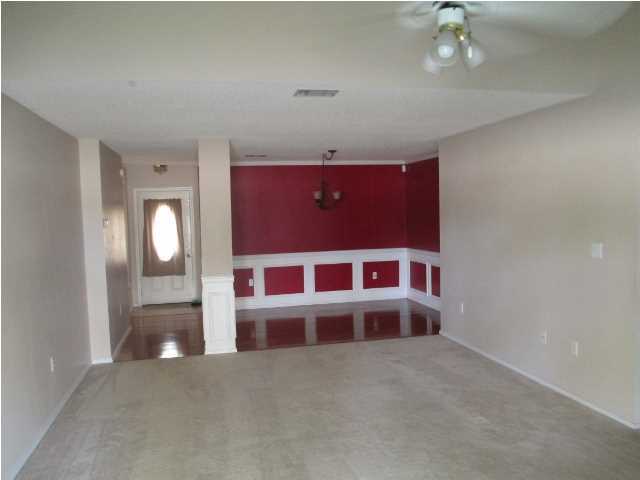 HUNTERS RUN S/D - Residential Lease