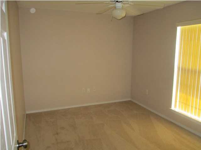 HUNTERS RUN S/D - Residential Lease