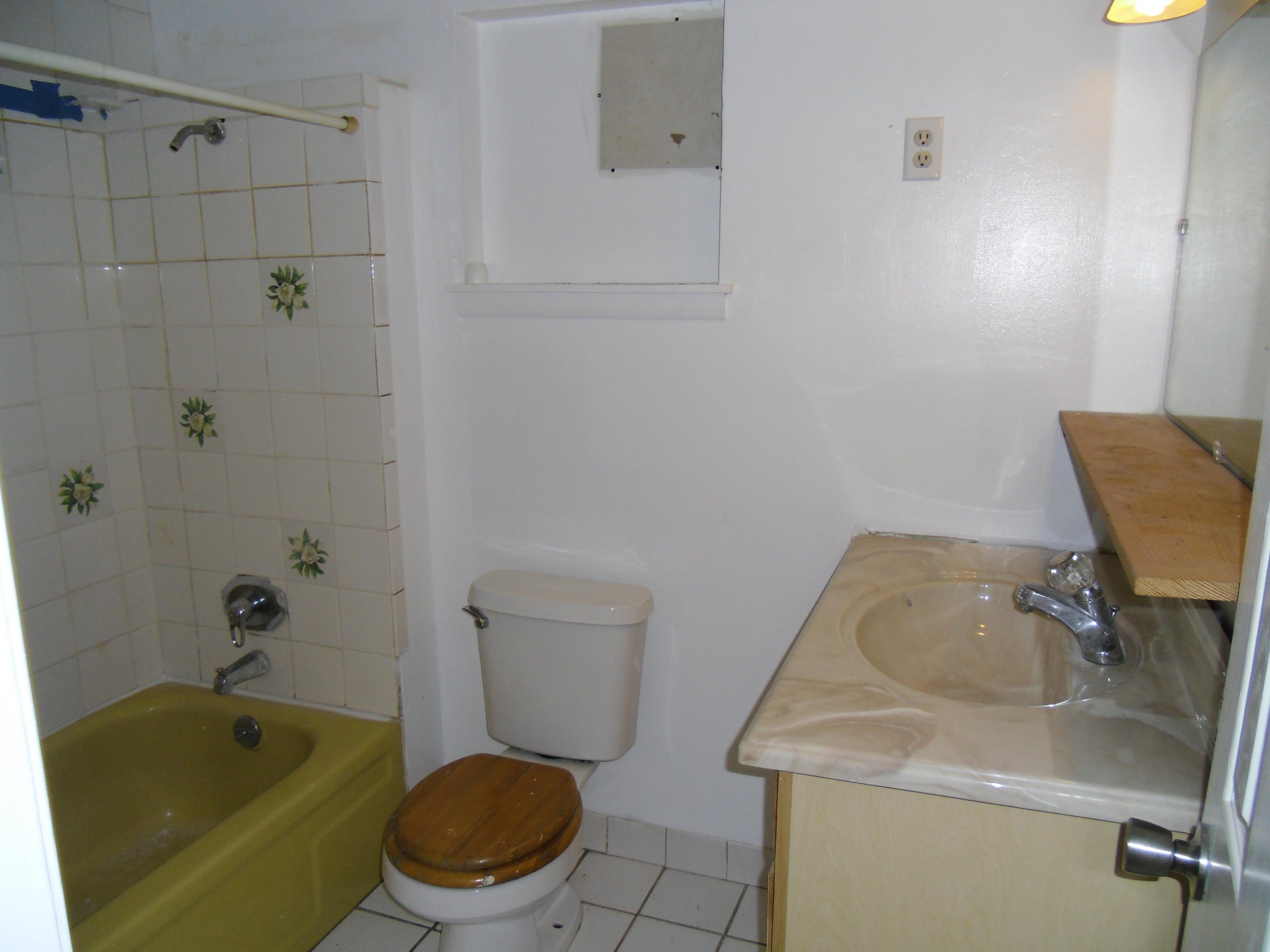 SEMINOLE 1ST ADDN - Residential Lease