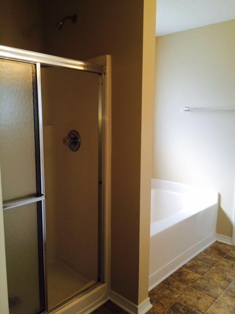 REDSTONE ESTATES - Residential Lease