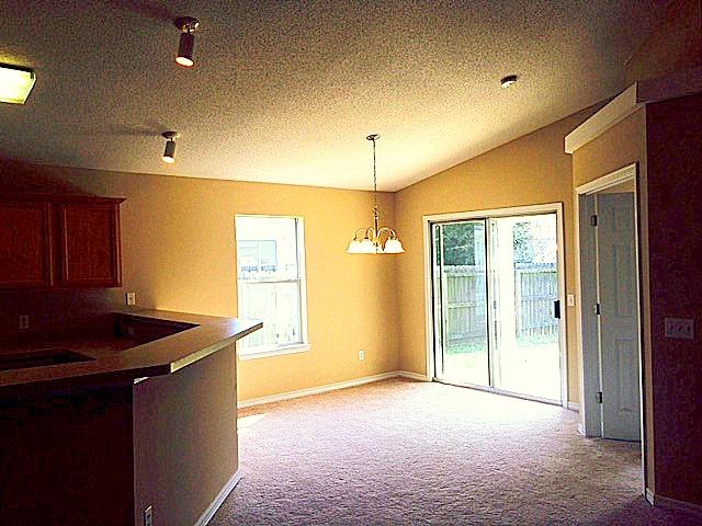 REDSTONE ESTATES - Residential Lease